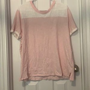 White and pink tee